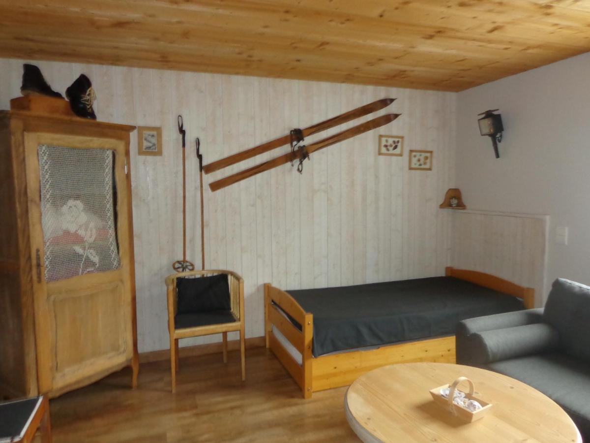 Apartament Chez Corine Marque Badet Luz-Saint-Sauveur Zewnętrze zdjęcie