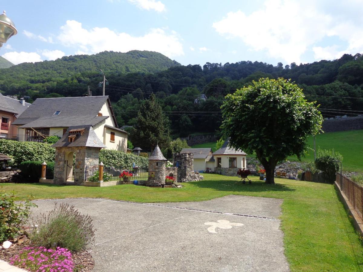 Apartament Chez Corine Marque Badet Luz-Saint-Sauveur Zewnętrze zdjęcie