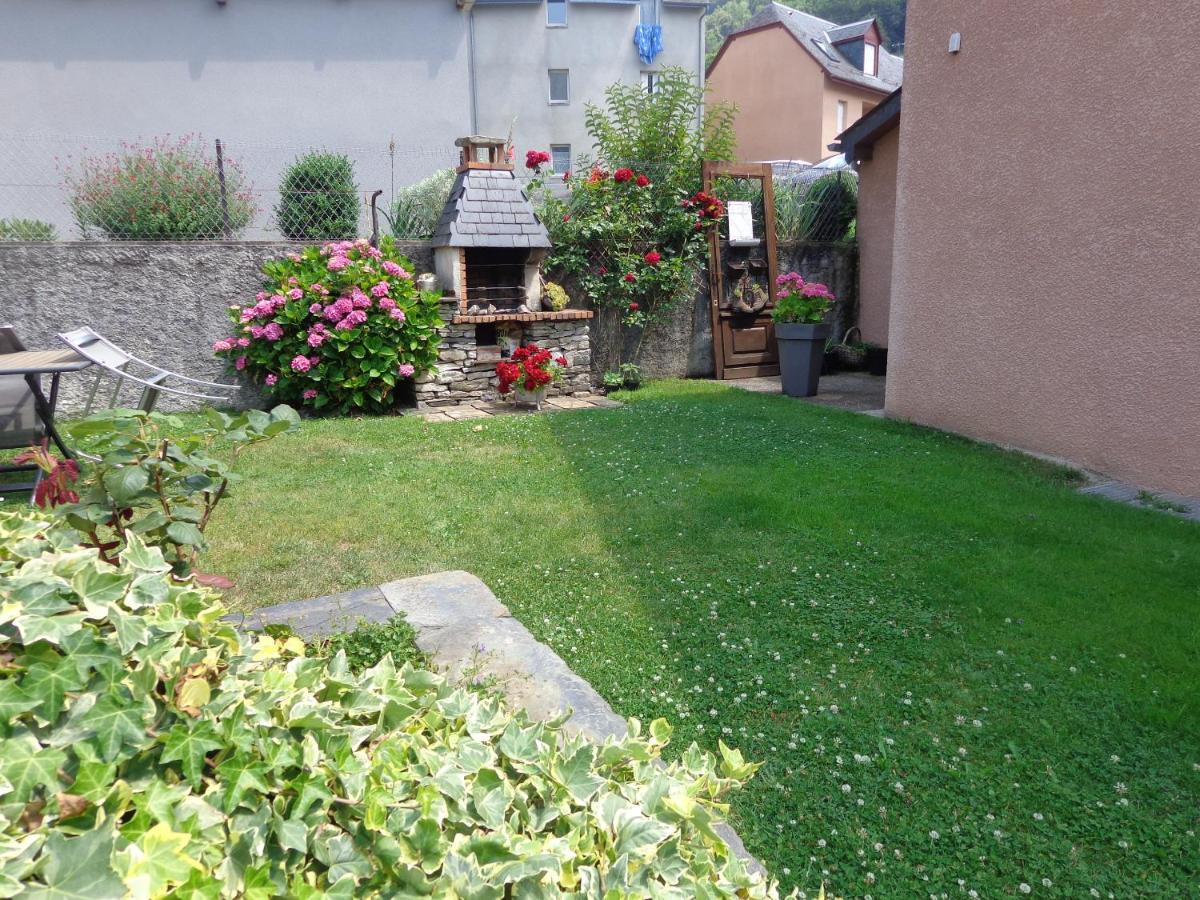 Apartament Chez Corine Marque Badet Luz-Saint-Sauveur Zewnętrze zdjęcie