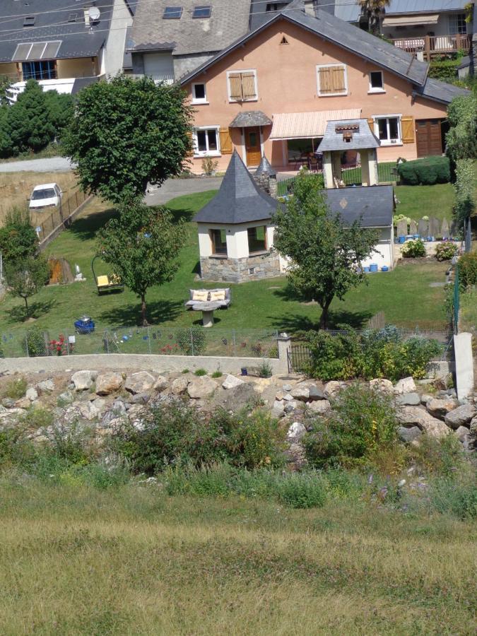 Apartament Chez Corine Marque Badet Luz-Saint-Sauveur Zewnętrze zdjęcie