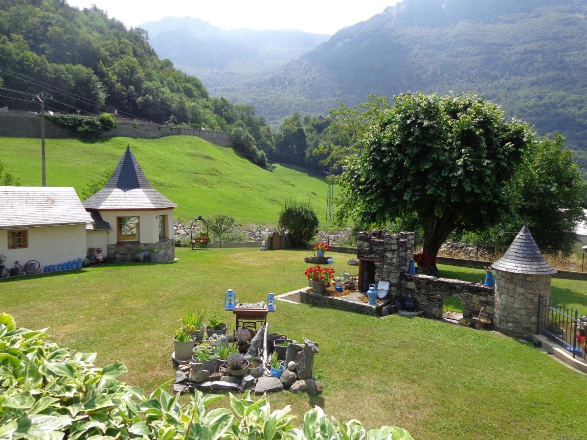 Apartament Chez Corine Marque Badet Luz-Saint-Sauveur Zewnętrze zdjęcie